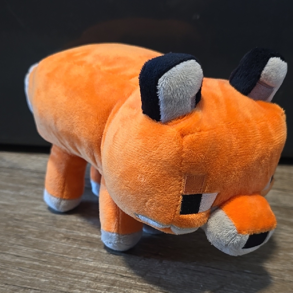 Mattel Minecraft 2021 Fox Stuffed Animal 12"